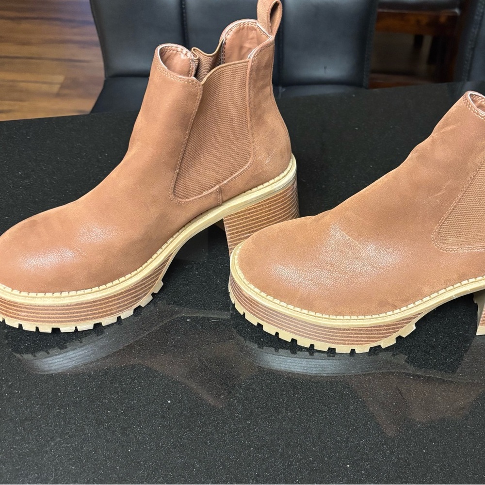 MIA Chelsea Lug Boot 🥾